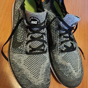 Nike flyknit sneakers - 12